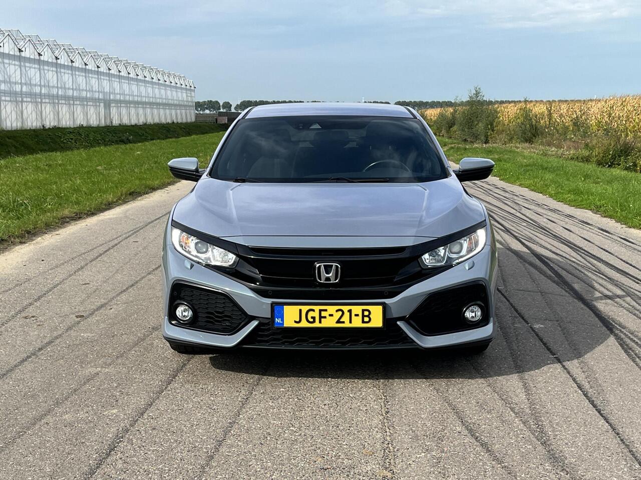 Honda CIVIC 1.0 i-VTEC Elegance