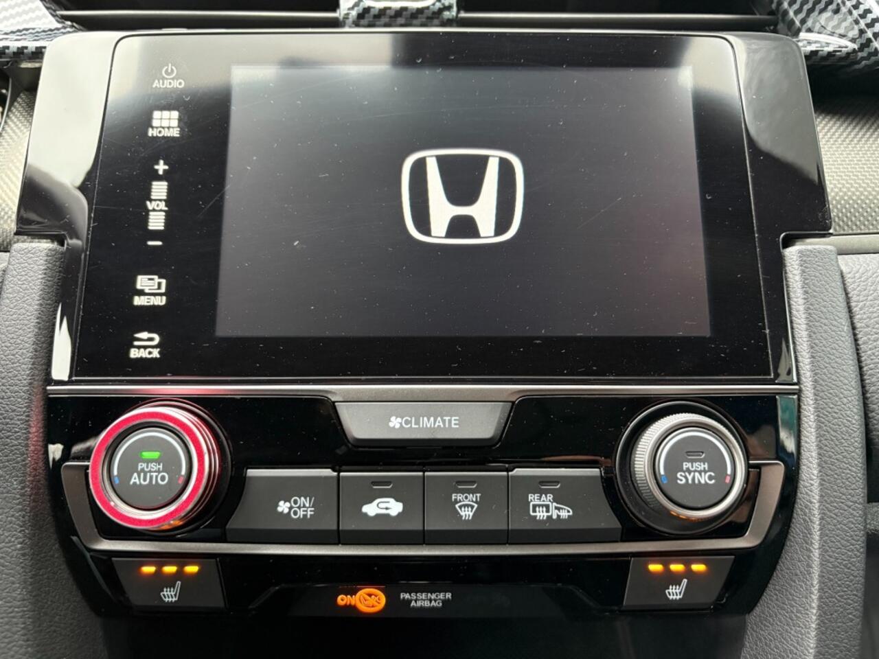 Honda CIVIC 1.0 i-VTEC DYNAMIC LIMITED EDITION Leder, Navi, Camera, Adaptive, LED