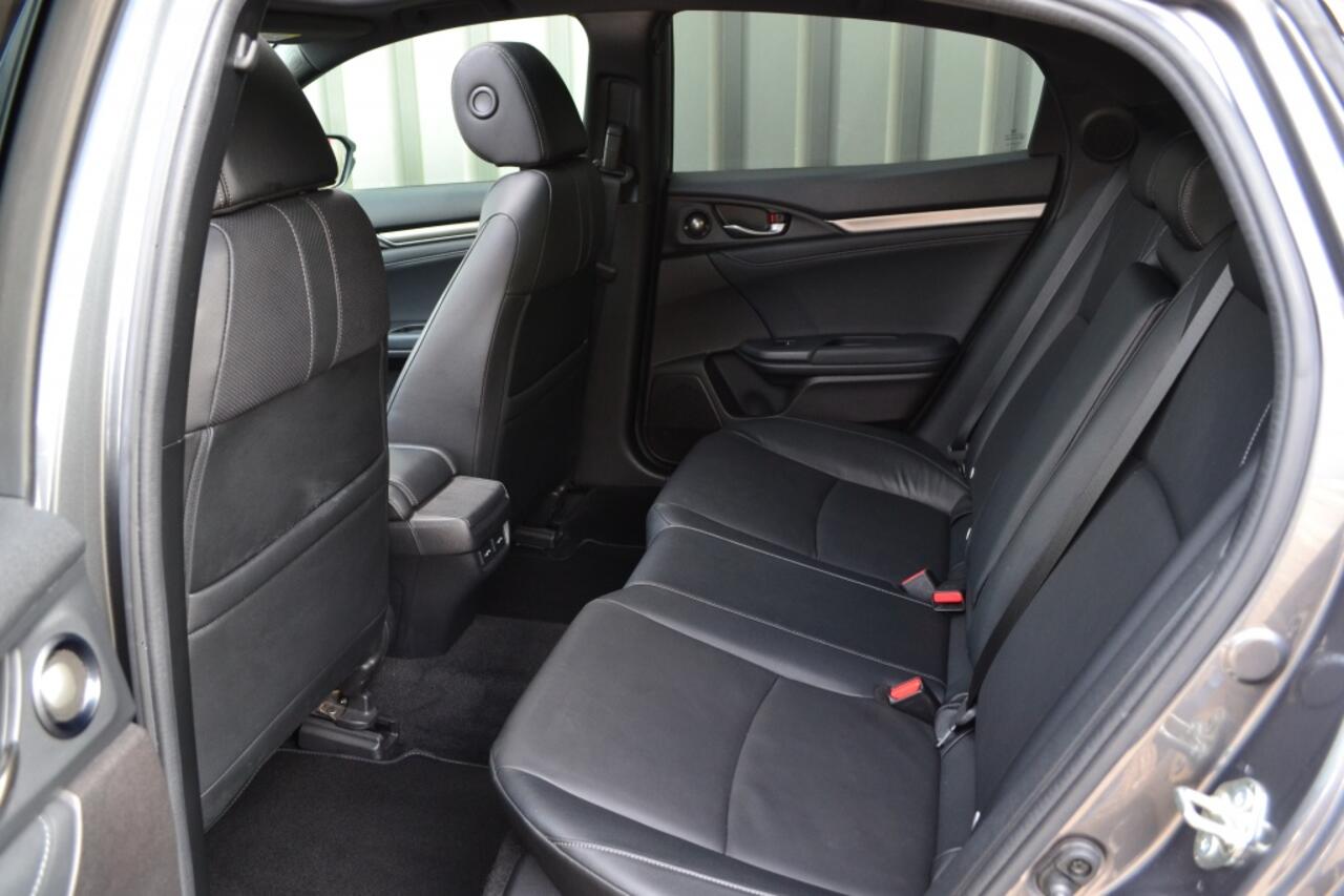 Honda CIVIC 1.5 V-TEC Prestige 183 PK Leer/Camera/Pano/LED