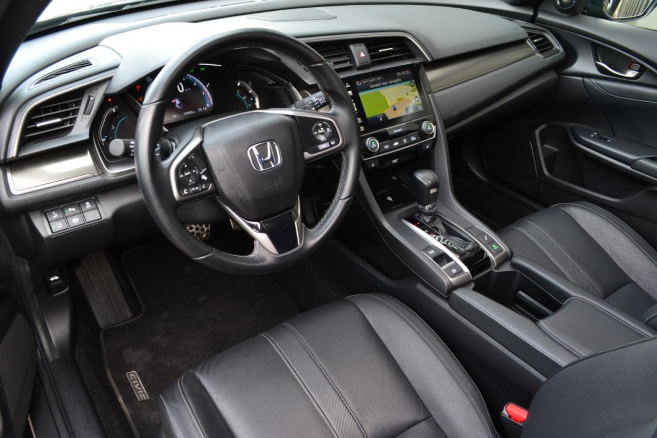 Honda CIVIC 1.5 V-TEC Prestige 183 PK Leer/Camera/Pano/LED