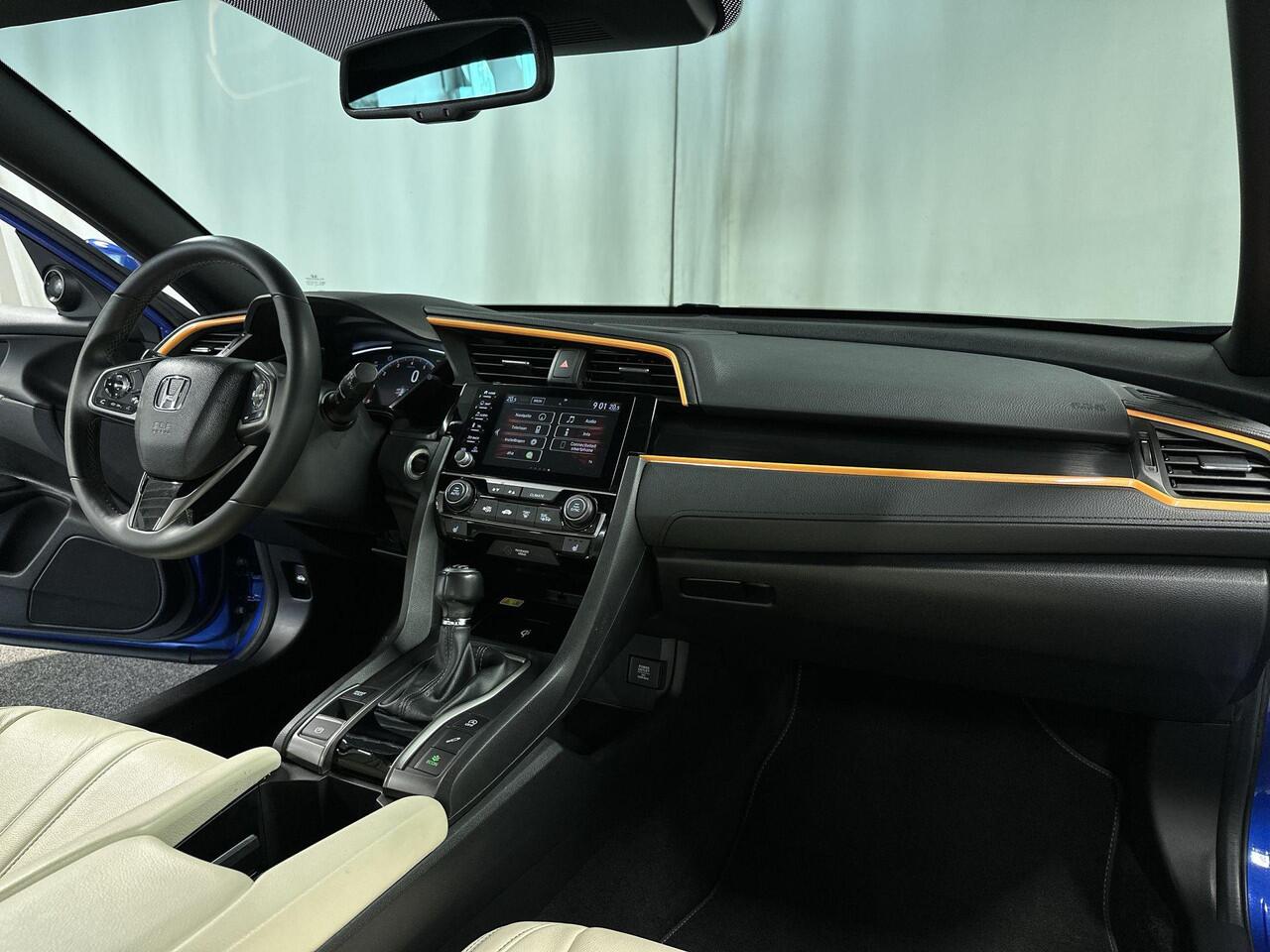 Honda CIVIC 1.5 i-VTEC Sport Plus 182PK | Leder | Pano