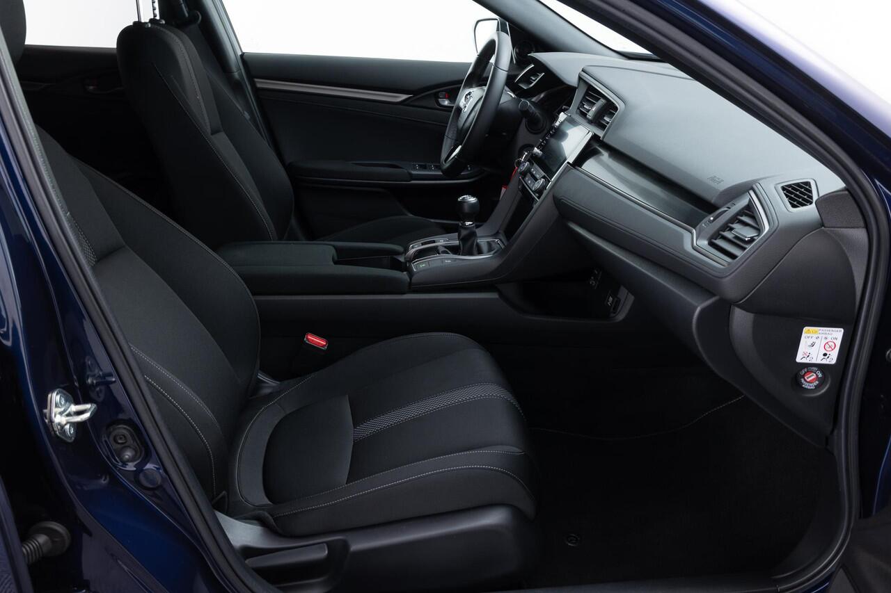 Honda CIVIC 1.0 i-VTEC Elegance | Adapaptive Cruise Control | Rijstrookbegeleiding | Parkeersensoren V+A | Full Led | Navigatie | Achteruitrijcamera | Stoelverwarming |