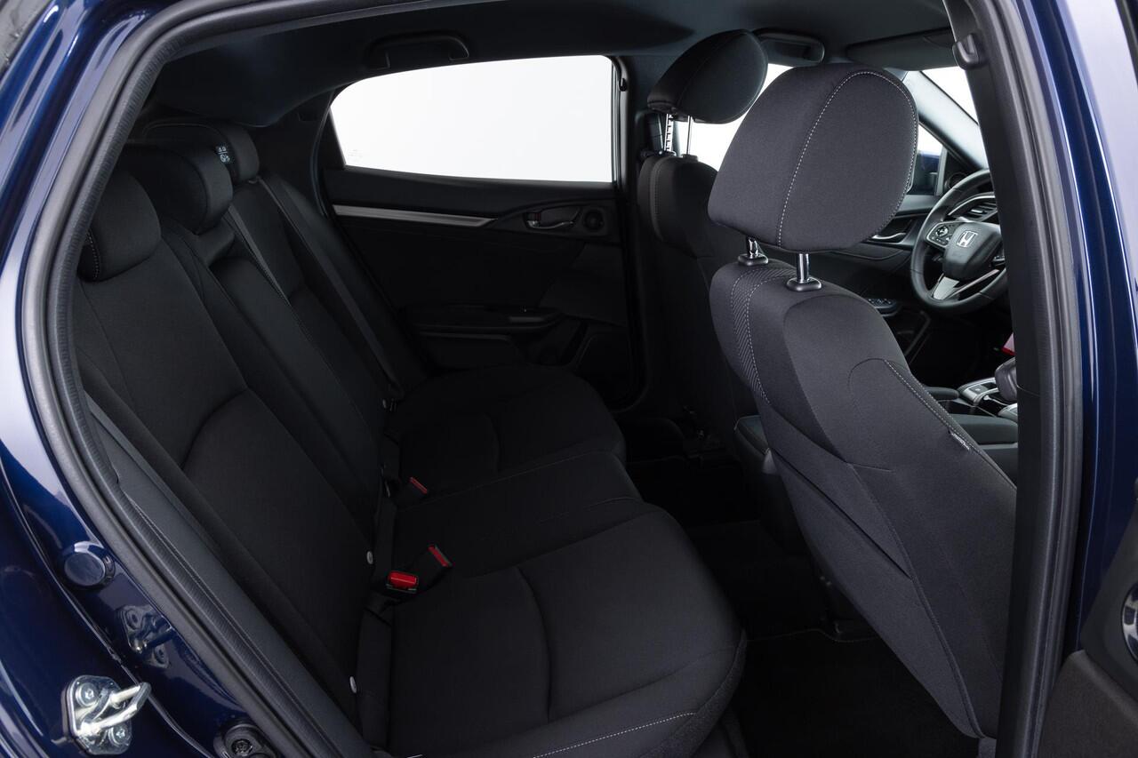 Honda CIVIC 1.0 i-VTEC Elegance | Adapaptive Cruise Control | Rijstrookbegeleiding | Parkeersensoren V+A | Full Led | Navigatie | Achteruitrijcamera | Stoelverwarming |