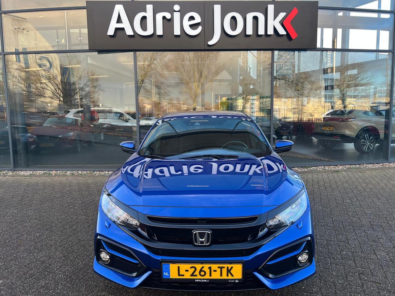 Honda CIVIC 1.0 i-VTEC Business Edition AUTOMAAT | TREKHAAK | NED. AUTO | A.CAMERA | NAVIGATIE | STOEL VERWARMING | CLIMATE CONTROLE | CRUISE CONTROLE |