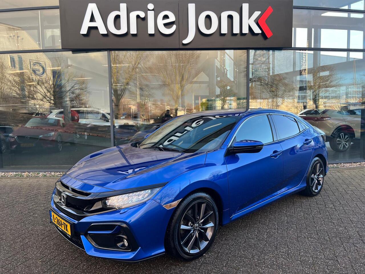 Honda CIVIC 1.0 i-VTEC Business Edition AUTOMAAT | TREKHAAK | NED. AUTO | A.CAMERA | NAVIGATIE | STOEL VERWARMING | CLIMATE CONTROLE | CRUISE CONTROLE |