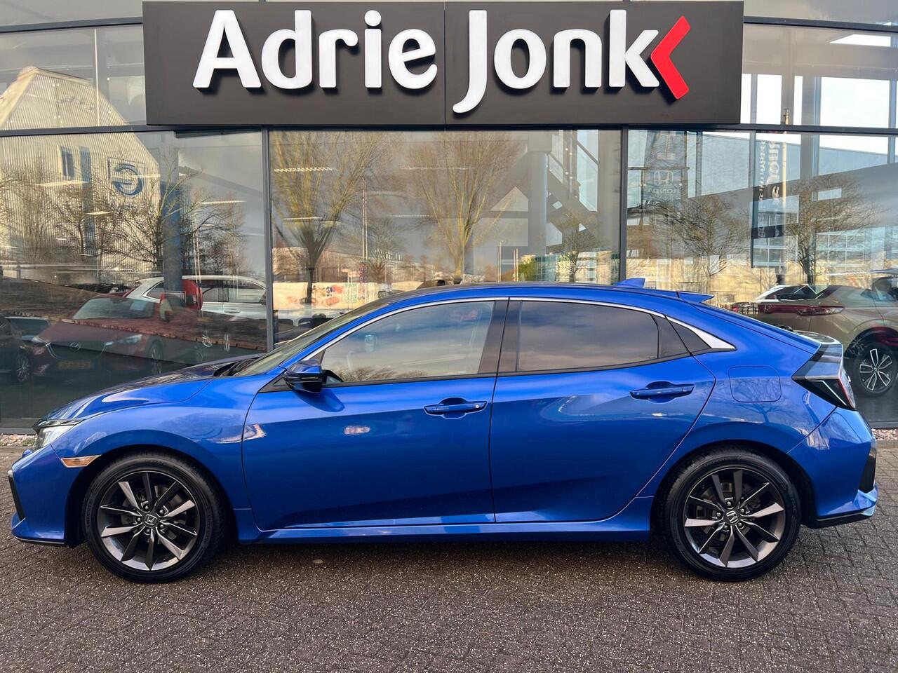 Honda CIVIC 1.0 i-VTEC Business Edition AUTOMAAT | TREKHAAK | NED. AUTO | A.CAMERA | NAVIGATIE | STOEL VERWARMING | CLIMATE CONTROLE | CRUISE CONTROLE |