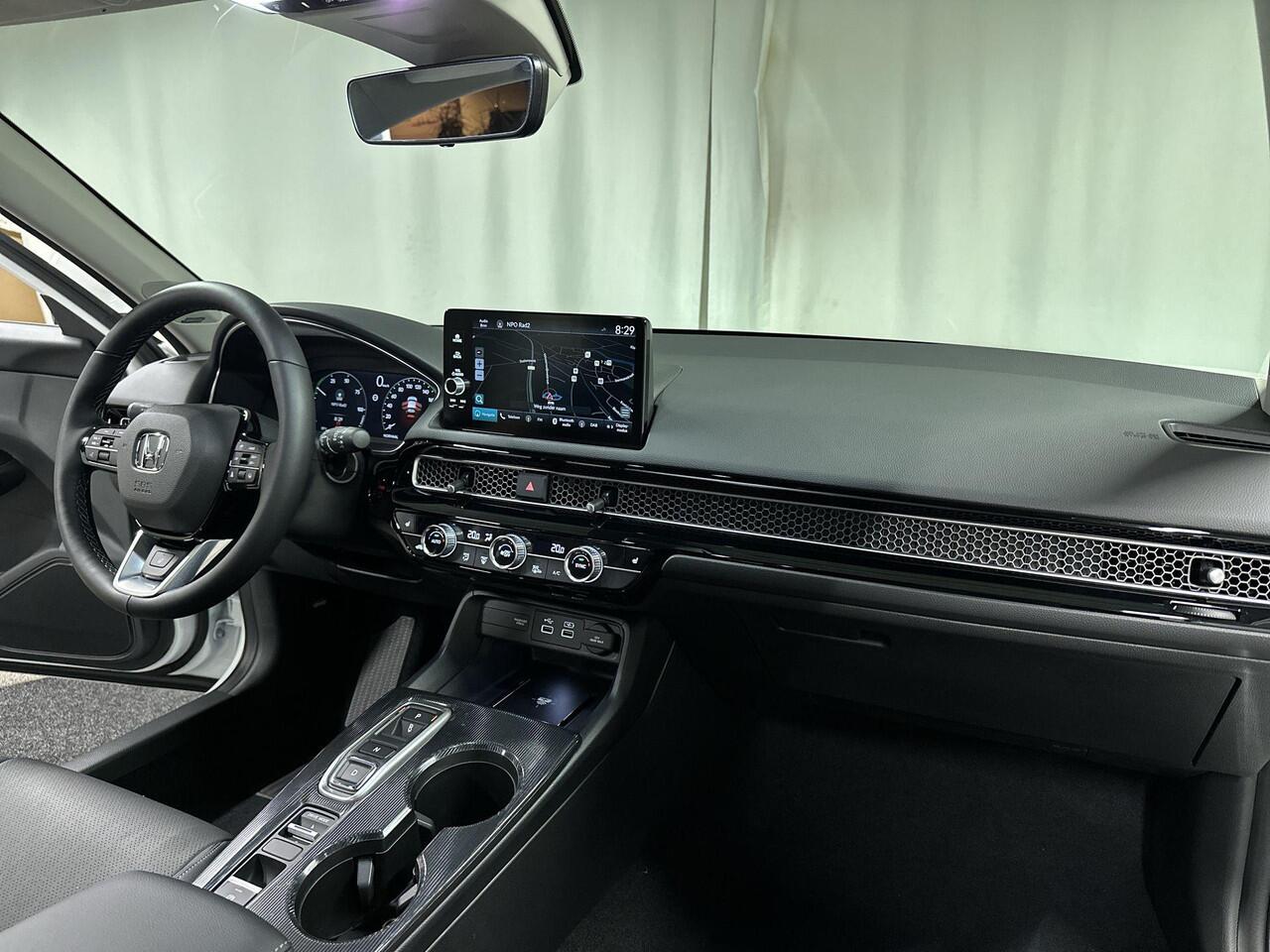 Honda CIVIC 2.0 e:HEV Advance Automaat | Navi | Pano | VOORRAAD DEAL