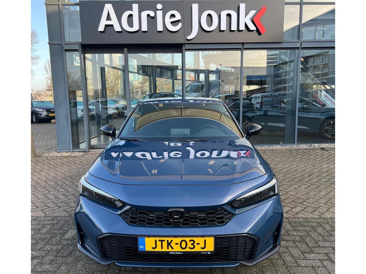 Honda CIVIC 2.0 e:HEV Sport | DEMO | FULL HYBRID | 18 INCH | APPLE & ANROID AUTO | CAMERA | STUUR + STOELVERWARMING | NAVIGATIE |