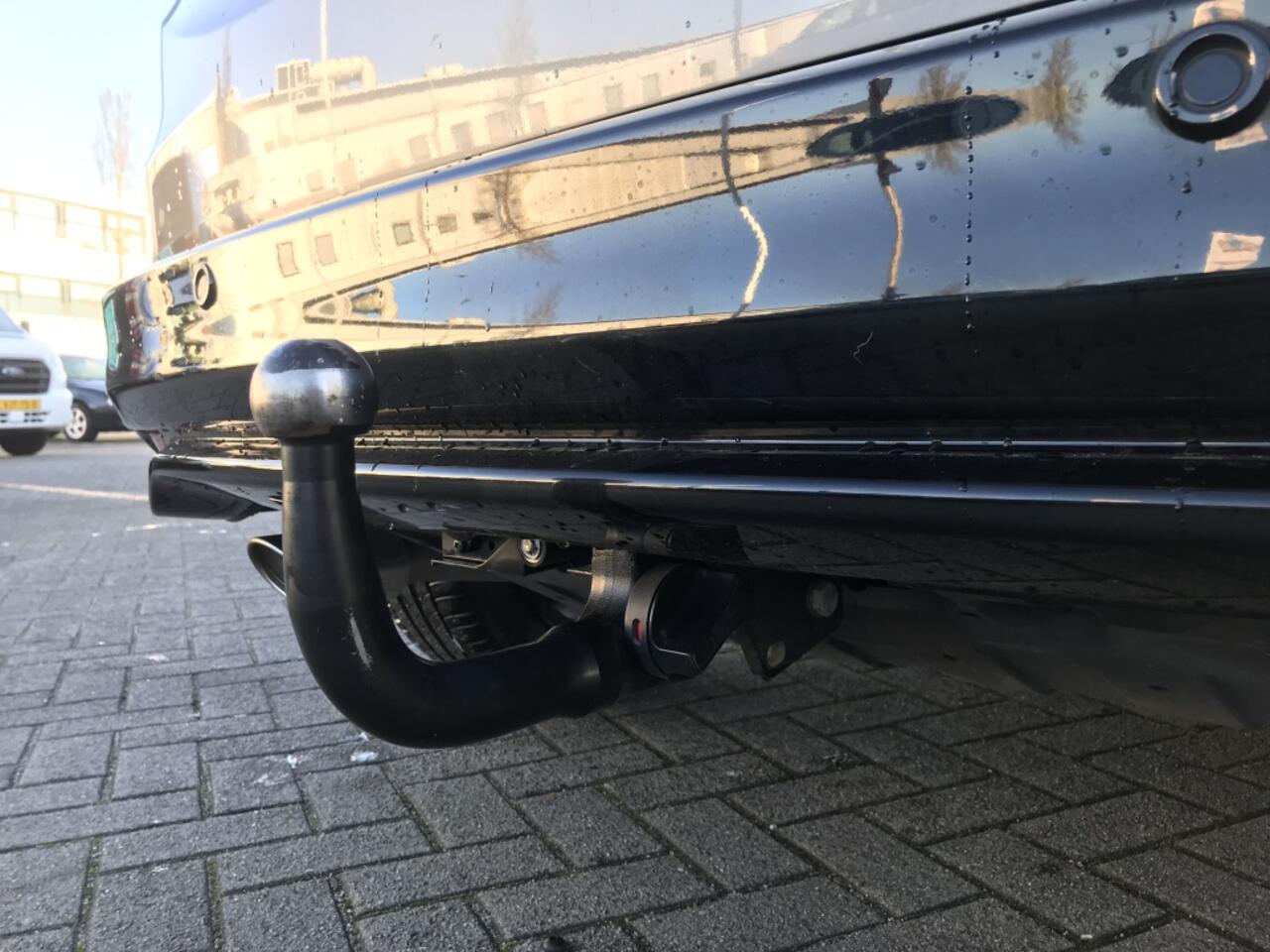 Honda HR-V 1.5 i-VTEC Turbo Sport Automaat Trekhaak LED Navi Camera Cruise