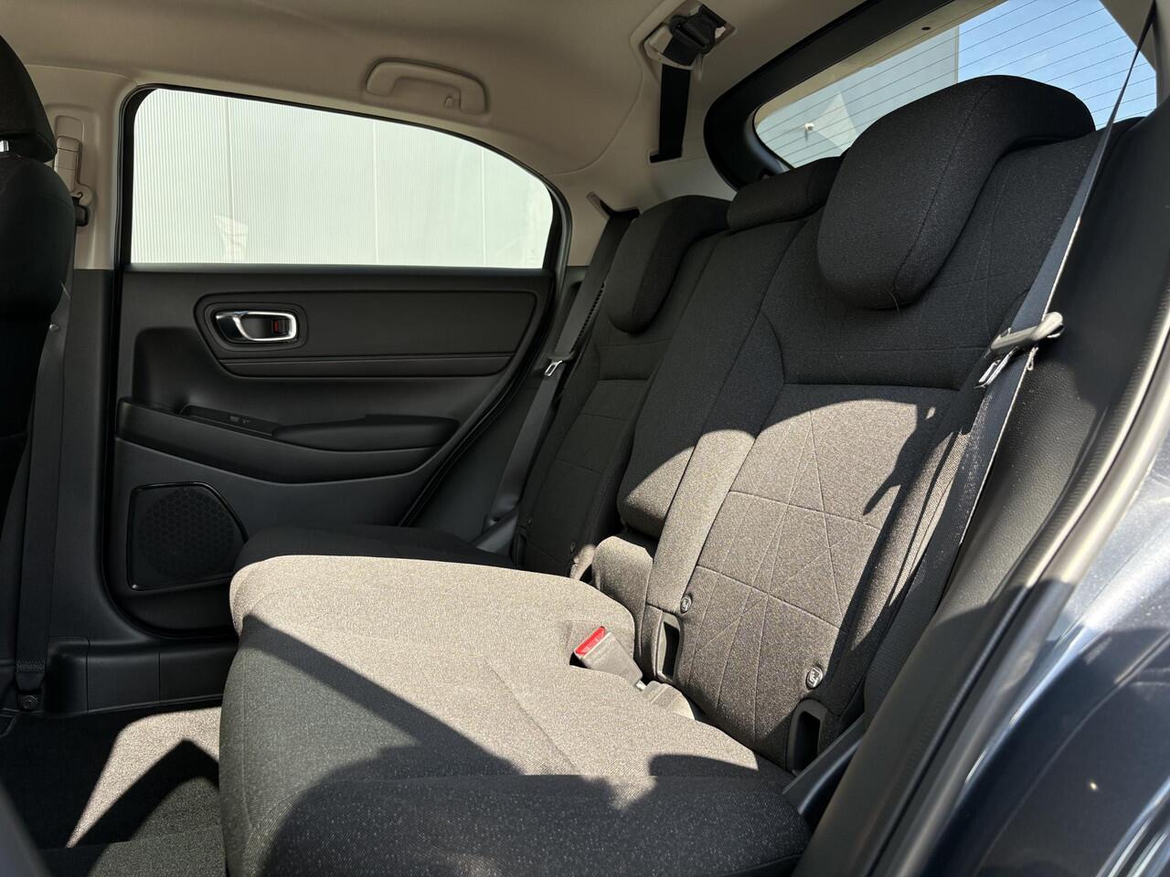 Honda HR-V 1.5 e:HEV Elegance / Airco / Stoelverwarming / Cruise control / Navigatie /