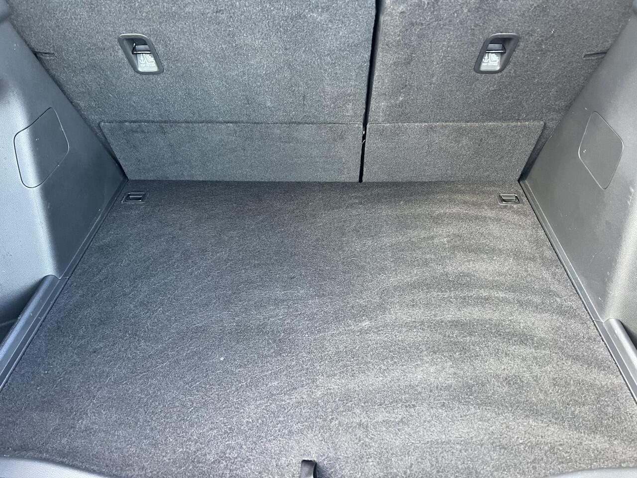 Honda HR-V 1.5 e:HEV Elegance AUTOMAAT | HYBRIDE | CAMERA | PARKEERSENSOREN V+A | 1e EIGENAAR | NED. AUTO | DEALER ONDERHOUDEN |