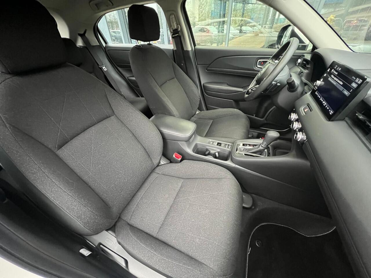 Honda HR-V 1.5 e:HEV Elegance AUTOMAAT | TREKHAAK | HYBRIDE | A.CAMERA | PARKEERSENSOREN V+A | STOELVERWARMING | NED. AUTO |