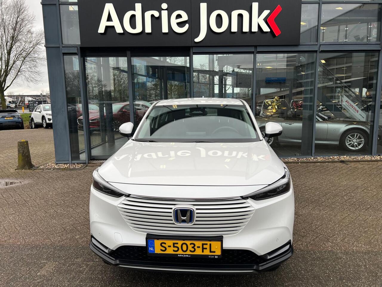 Honda HR-V 1.5 e:HEV Elegance AUTOMAAT | TREKHAAK | HYBRIDE | A.CAMERA | PARKEERSENSOREN V+A | STOELVERWARMING | NED. AUTO |