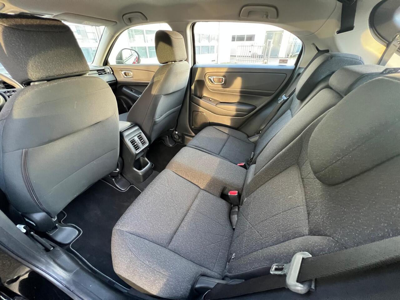 Honda HR-V 1.5 e:HEV Elegance AUTOMAAT | HYBRIDE | NAVIGATIE | CAMERA | APPLE CARPLAY / ANDROID AUTO | PARKEER SENSOREN |