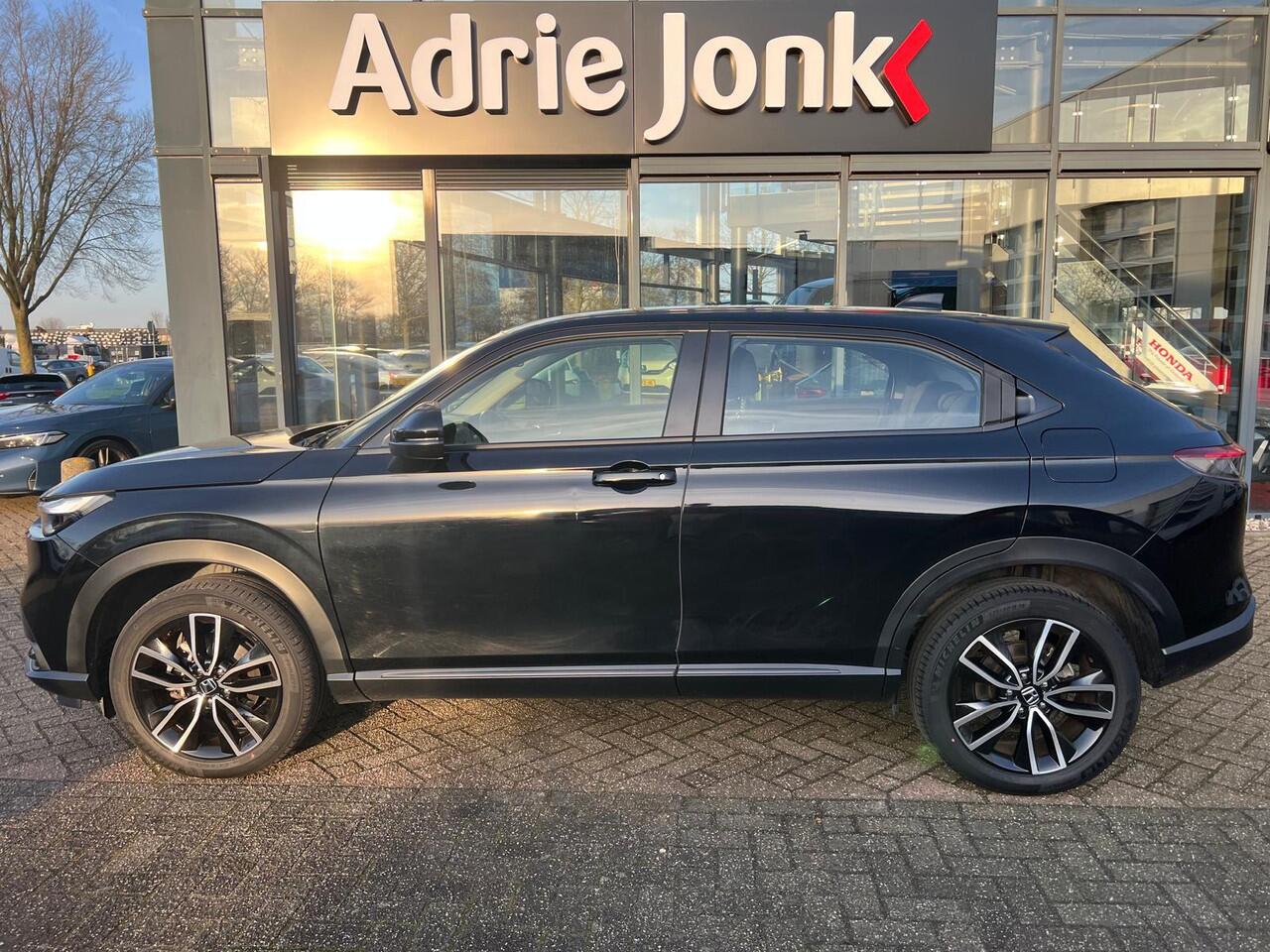 Honda HR-V 1.5 e:HEV Elegance AUTOMAAT | HYBRIDE | NAVIGATIE | CAMERA | APPLE CARPLAY / ANDROID AUTO | PARKEER SENSOREN |