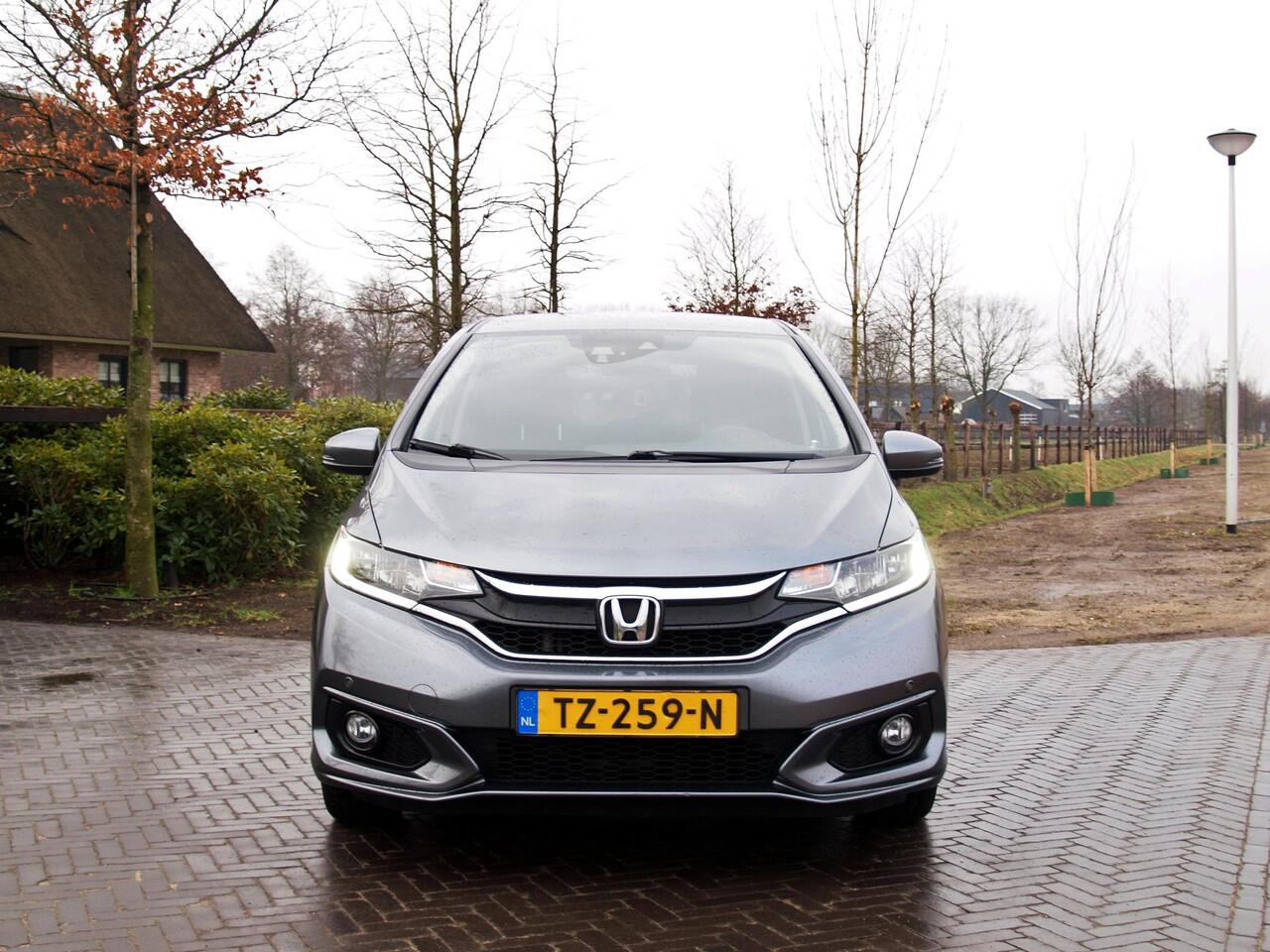 Honda JAZZ 1.3 i-VTEC Elegance | Camera | Cruise Control | Navi | Automaat |