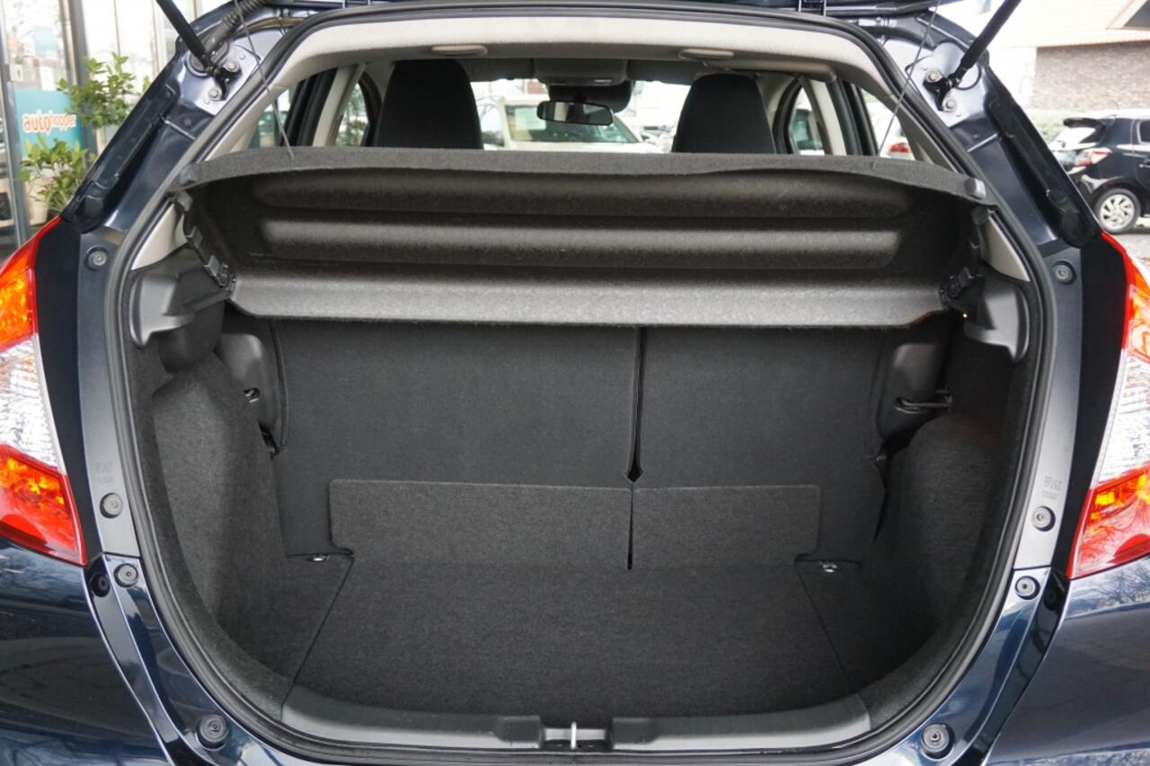 Honda JAZZ 1.3 i-VTEC Trend | Cruise | Stoelverwarming | Airco