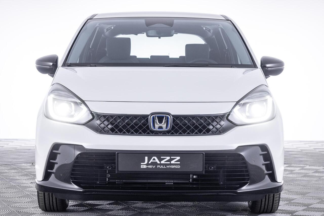 Honda JAZZ 1.5 e:HEV Advance Sport | NIEUWE AUTO | FULL HYBRID | DIRECT LEVERBAAR | AUTOMAAT | VERWARMD STUURWIEL | ACHTERUITRIJCAMERA |