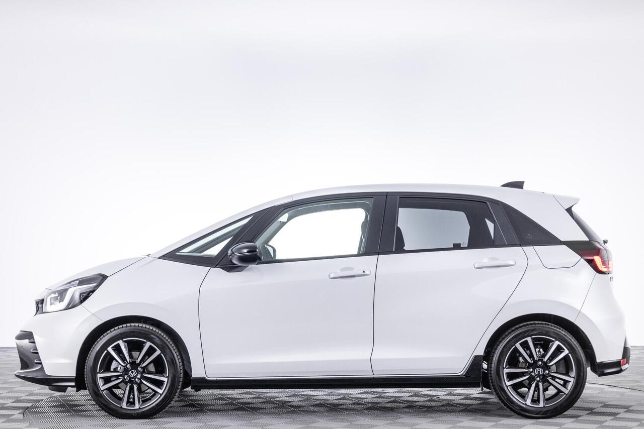 Honda JAZZ 1.5 e:HEV Advance Sport | NIEUWE AUTO | FULL HYBRID | DIRECT LEVERBAAR | AUTOMAAT | VERWARMD STUURWIEL | ACHTERUITRIJCAMERA |