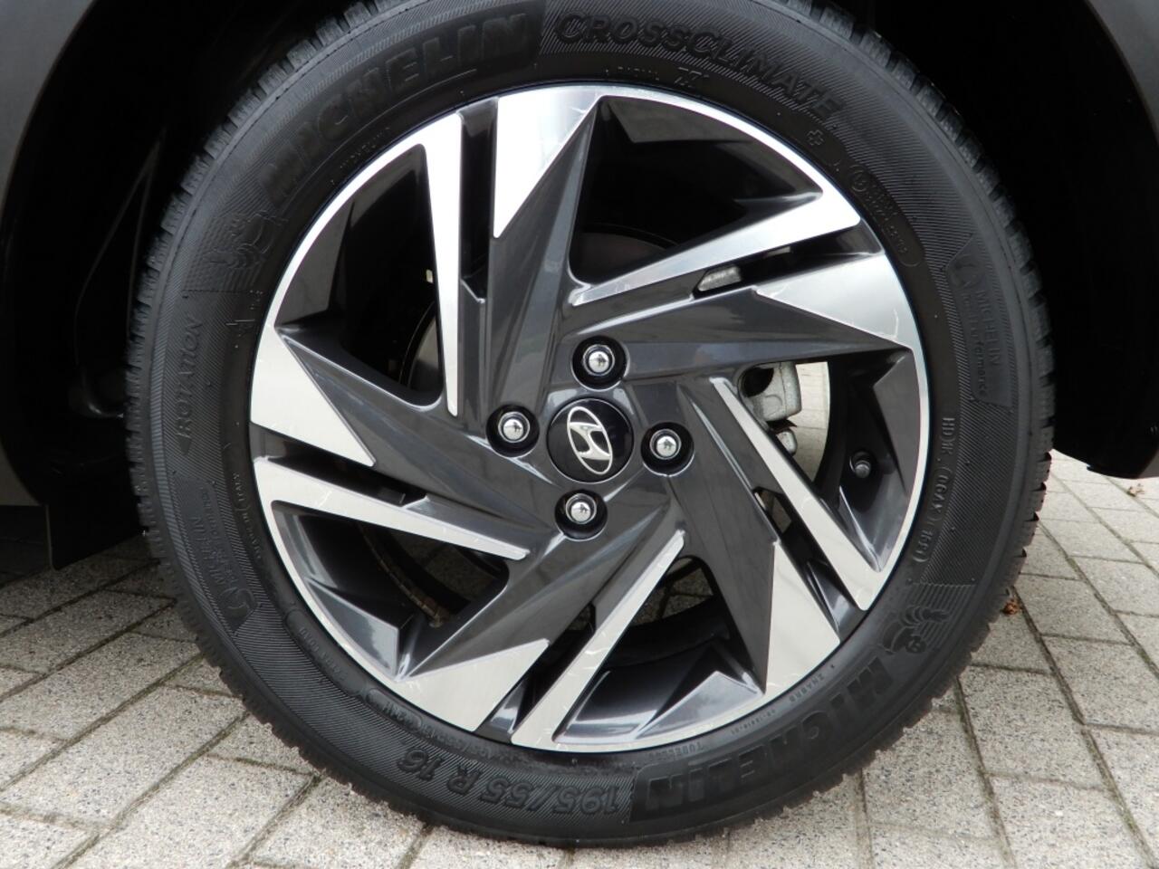 Hyundai Bayon 1.0 T-GDI Premium | NL auto | Trekhaak |