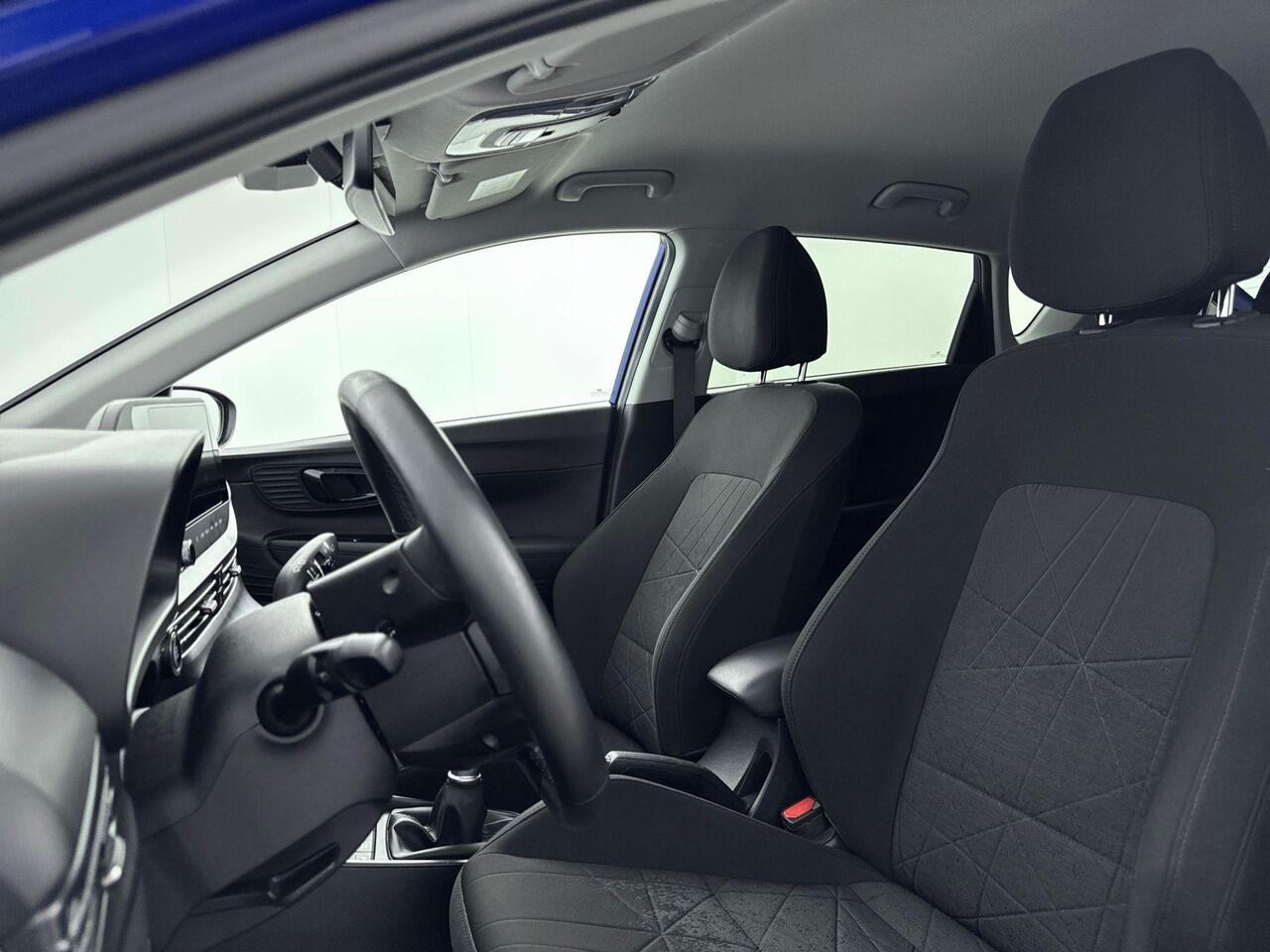 Hyundai Bayon 1.0 T-GDI Premium | Trekhaak | Navigtie AppleCarplay androidauto | Stoel en stuuwiel verwarming |