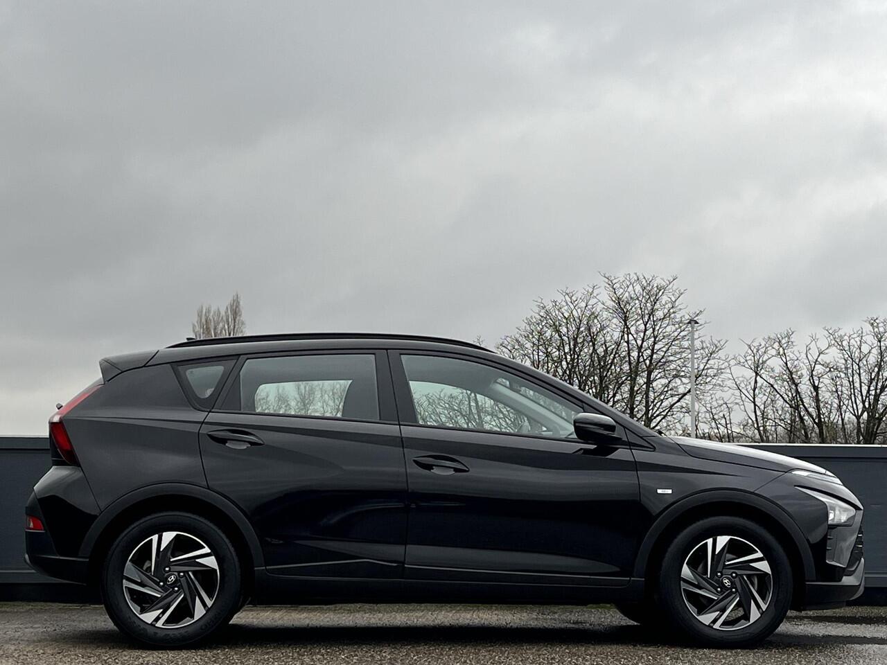 Hyundai Bayon Comfort Smart 1.0 T-GDI 100pk | NAVI | APPLE CARPLAY / ANDROID AUTO | CAMERA + PDC |