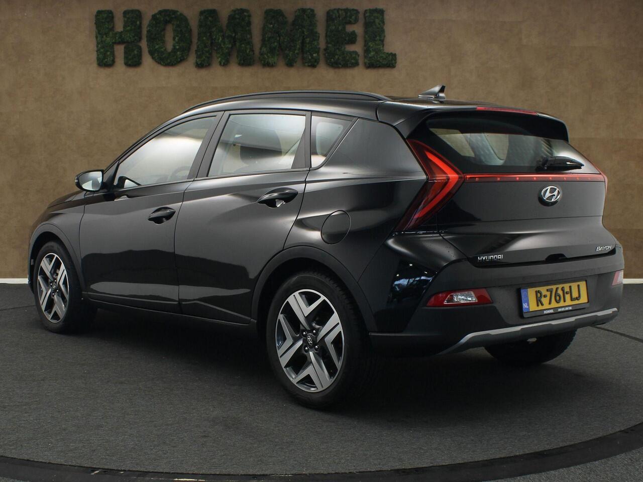 Hyundai Bayon 1.0 T-GDI Premium - NAVIGATIE - CAMERA - VOORSTOELEN VERWARMD - APPLE CARPLAY/ ANDROID AUTO - CLIMATE CONTROL - DIGITAAL DASHBOARD - STUUR VERWARMD - PARKEERSENSOREN ACHTER - 17 INCH LICHT METALEN VELGEN