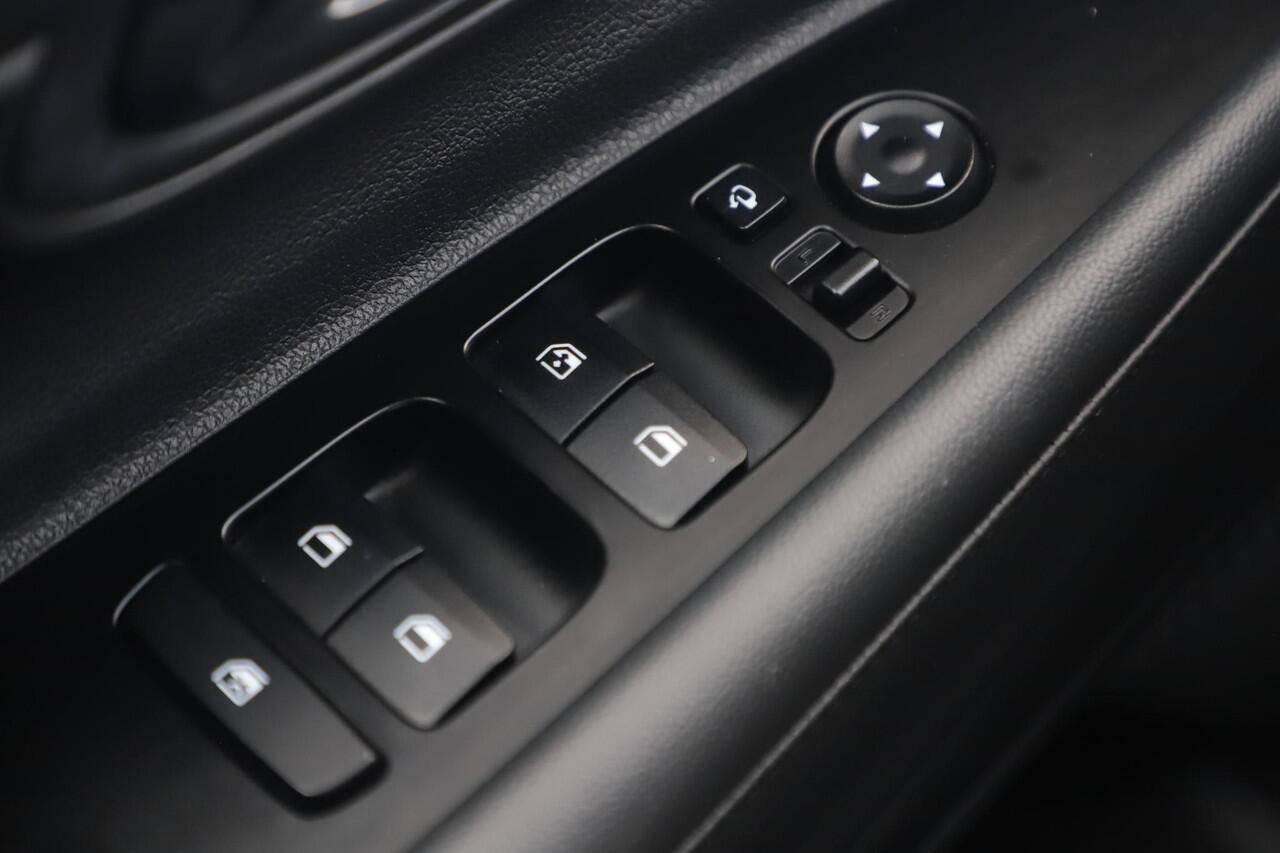 Hyundai Bayon 1.0 T-GDI Premium Navigatie Achteruitrijcamera Carplay Android Stuur & Stoelverwarming Rijstrooksensor