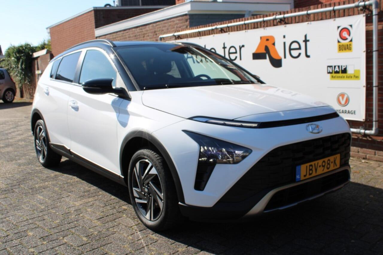 Hyundai Bayon 1.0 12V T-GDi Premium automaat met o.a. stoelverw./stuurverw./camera,/ etc.