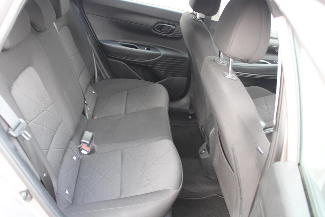 Hyundai Bayon 1.0 T-GDI Comfort Airco Carplay Camera Stoelverwarming DAB