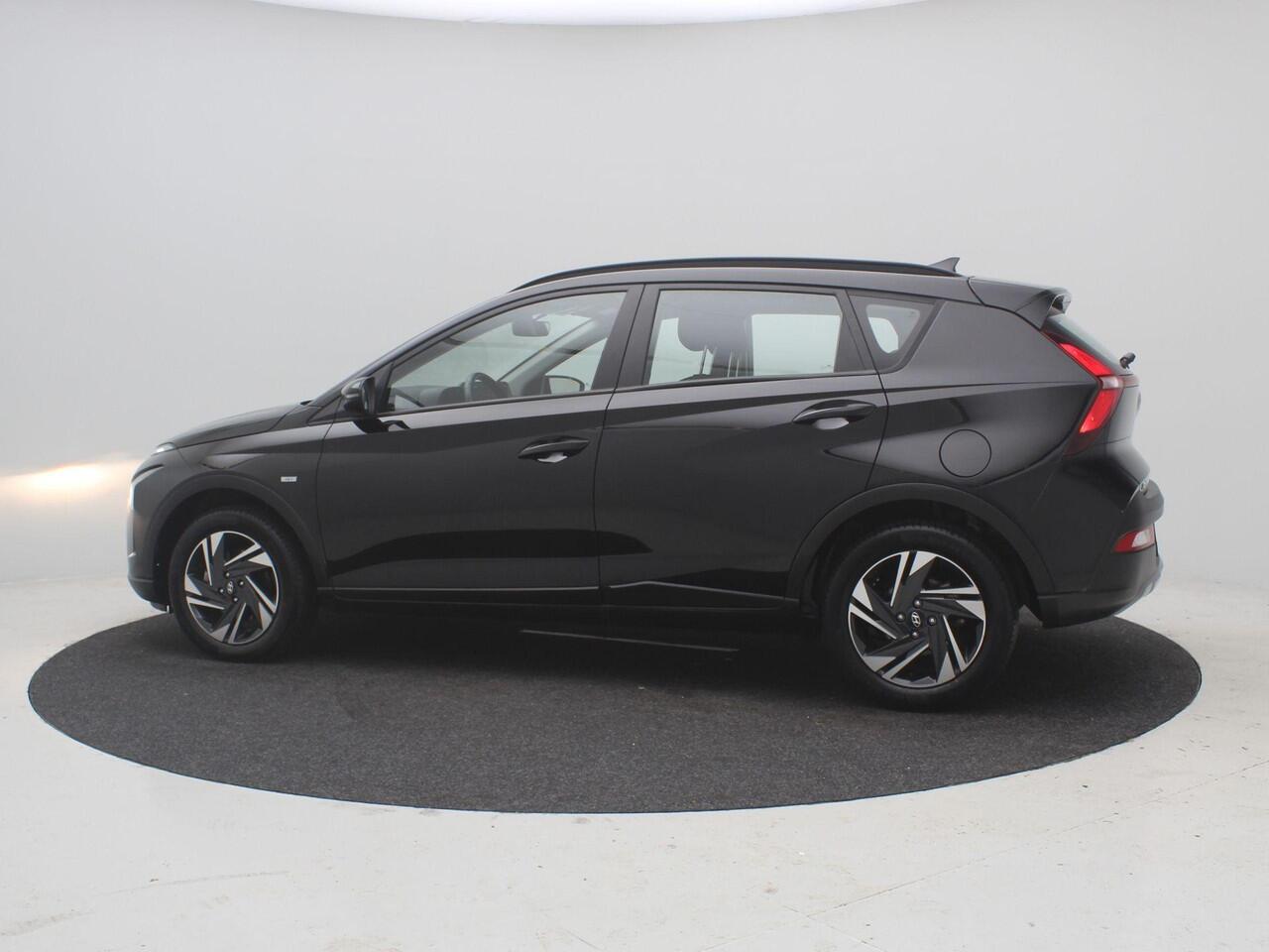 Hyundai Bayon 1.0 T-GDI Comfort Smart / Dealeronderhouden / Navigatie / Achteruitrijcamera / Cruise Control / Apple Carplay / Parkeersensoren / LMV / 5 Jaar Fabrieksgarantie / Android Auto / NL Auto /