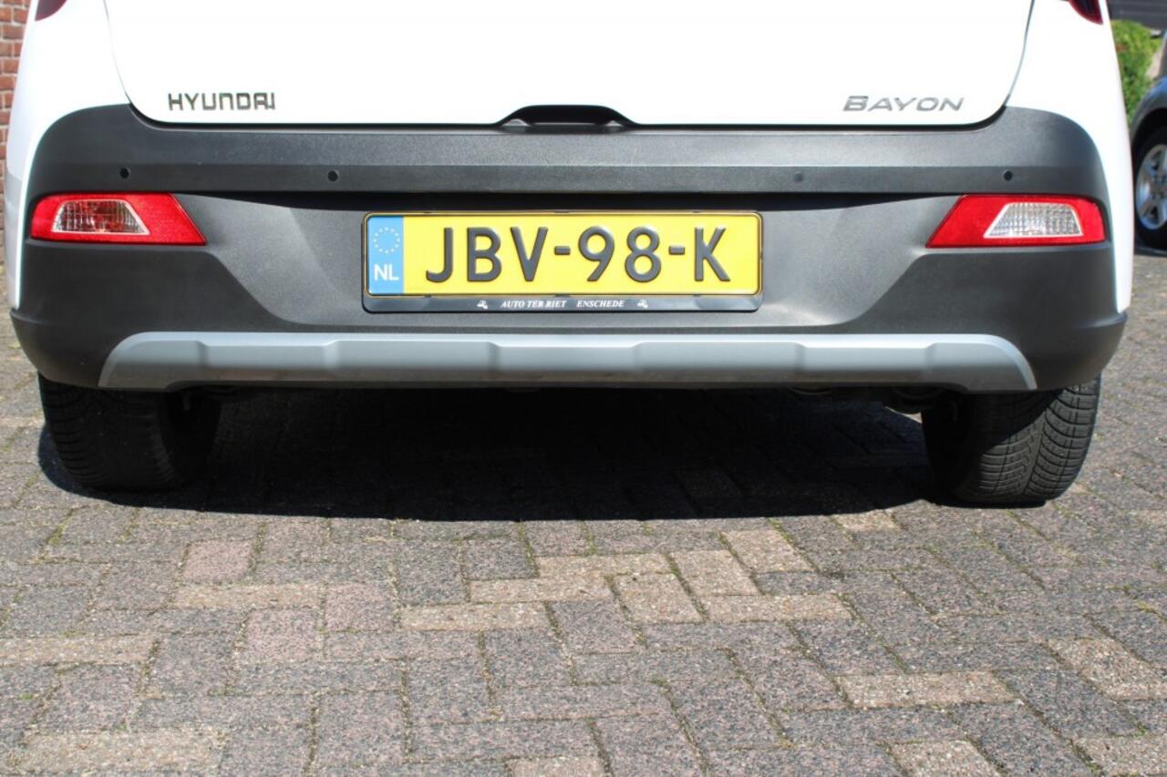 Hyundai Bayon 1.0 12V T-GDi Premium automaat met o.a. stoelverw./stuurverw./camera,/ etc.