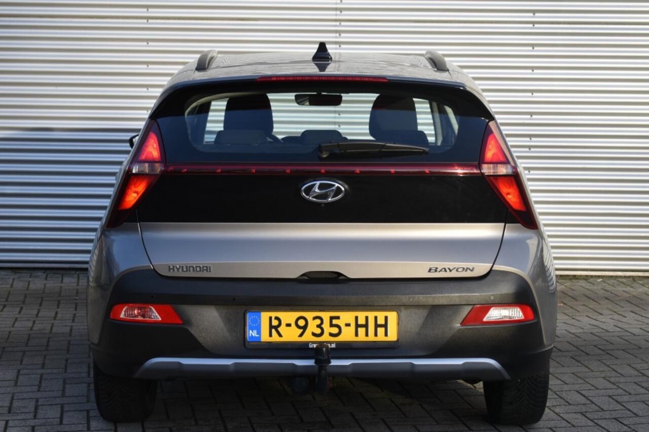 Hyundai Bayon 1.0 AUT. T-GDI / P.CAM / STOEL + STW VERWARM. / KEYLESS / TREKHAAK