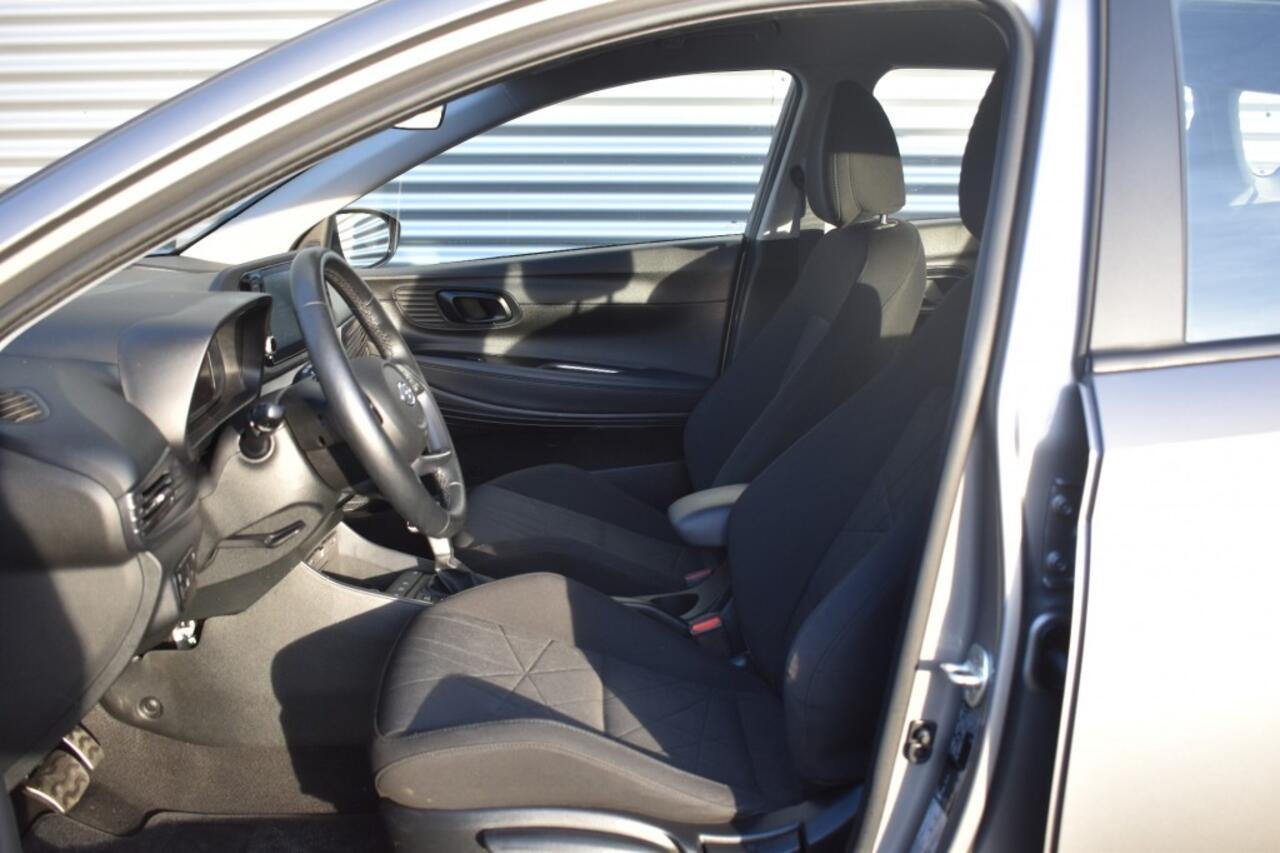 Hyundai Bayon 1.0 AUT. T-GDI / P.CAM / STOEL + STW VERWARM. / KEYLESS / TREKHAAK
