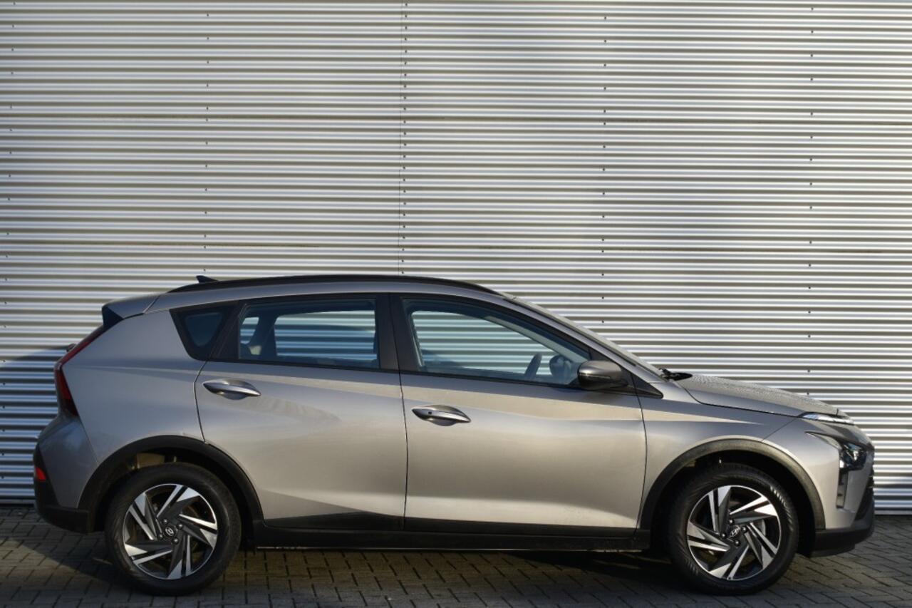 Hyundai Bayon 1.0 AUT. T-GDI / P.CAM / STOEL + STW VERWARM. / KEYLESS / TREKHAAK