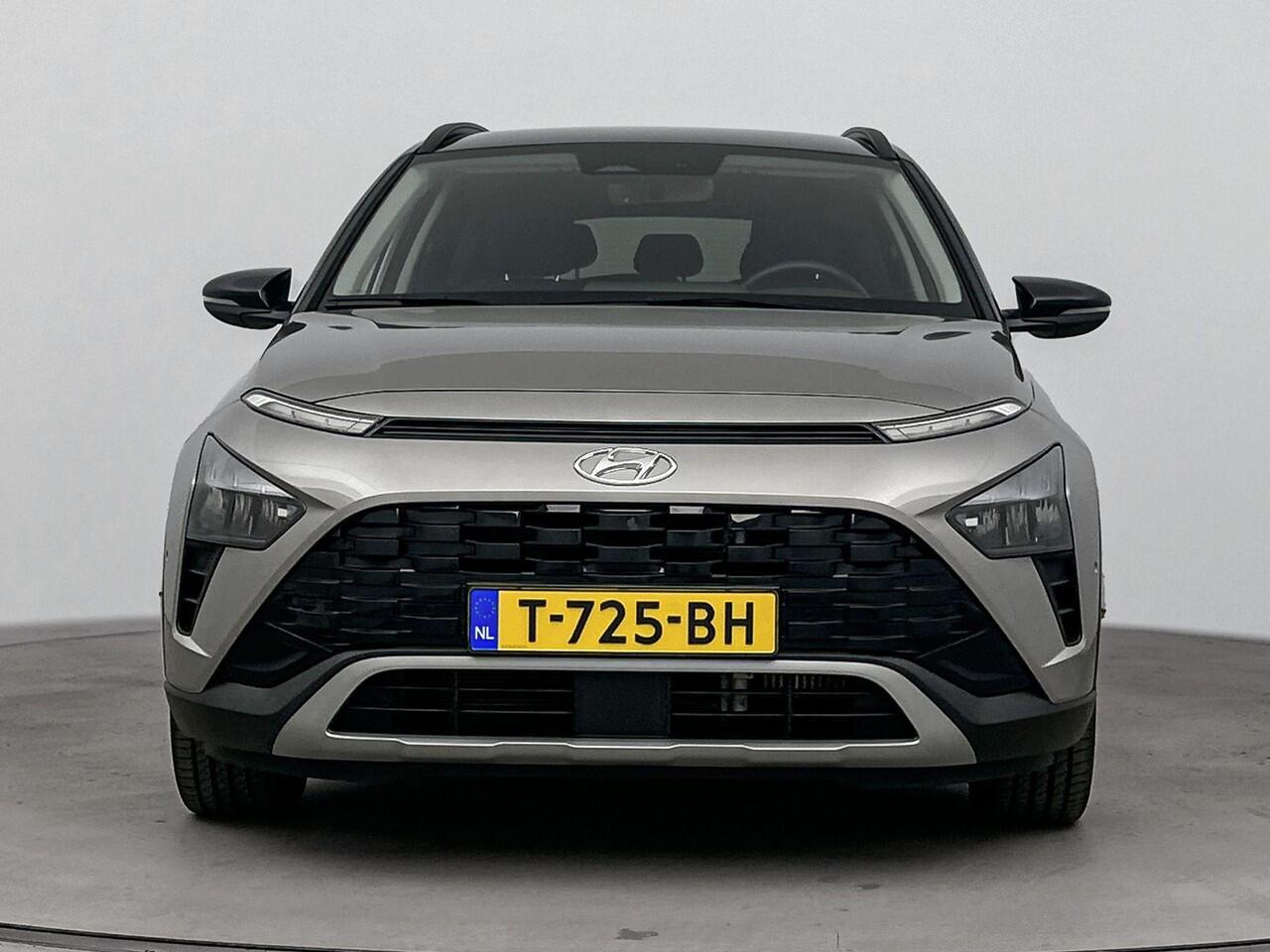 Hyundai Bayon 1.0 T-GDI Aut.100Pk Premium | Navigatie | Bose geluidssysteem | Apple Carplay/Android Auto | Cruise Control Adaptief | Stuurwiel en Voorstoelen Verwarmd | Climate Control | LED koplampen | Lichtmetalen Velgen 16" | Dodehoekdetectie|