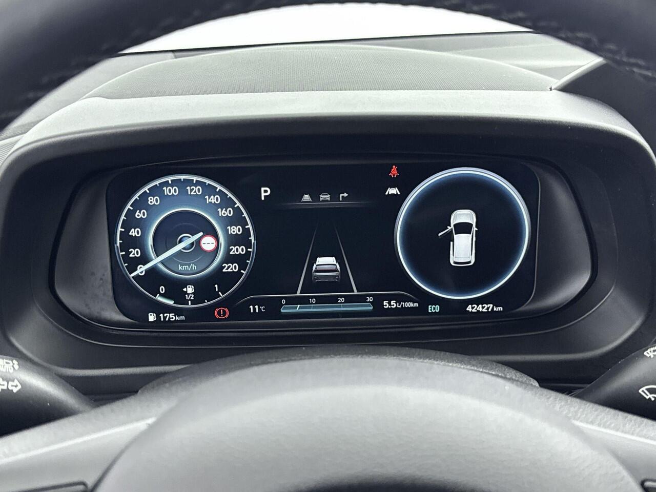 Hyundai Bayon 1.0 T-GDI Aut.100Pk Premium | Navigatie | Bose geluidssysteem | Apple Carplay/Android Auto | Cruise Control Adaptief | Stuurwiel en Voorstoelen Verwarmd | Climate Control | LED koplampen | Lichtmetalen Velgen 16" | Dodehoekdetectie|