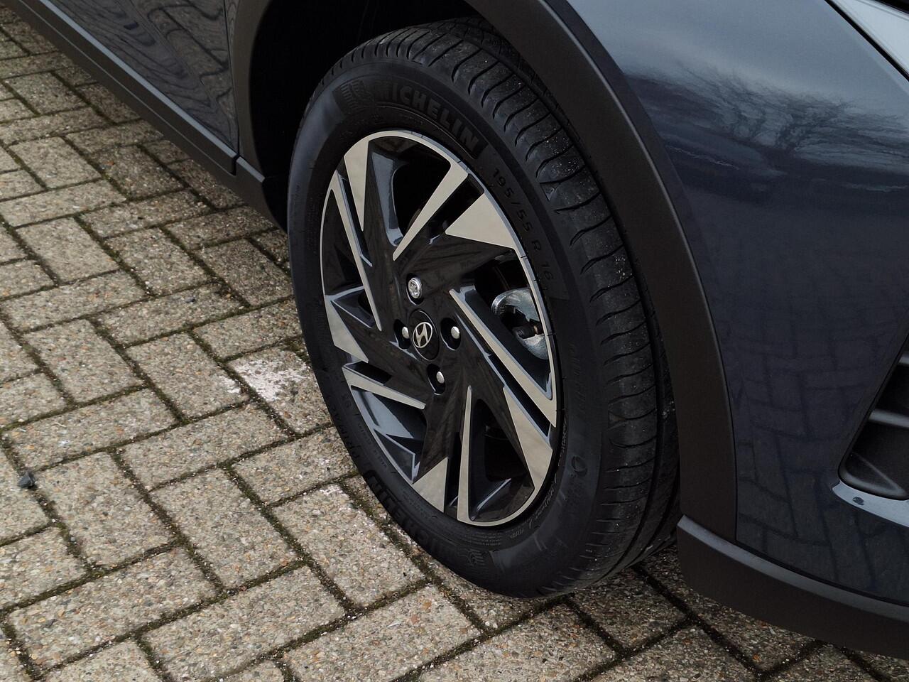 Hyundai Bayon 1.0 T-GDI Comfort Smart | Apple Carplay / Android Auto | Cruise Control | Navigatie | Achteruitrijcamera | parkeersensoren achter |