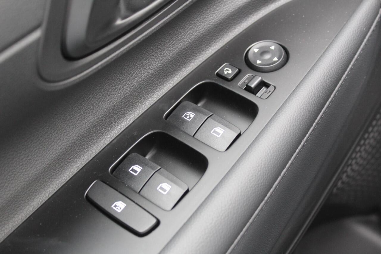 Hyundai Bayon 1.0 T-GDI Comfort Smart / Navigatie middels Apple Carplay & Android Auto / Airco / Cruise Control /