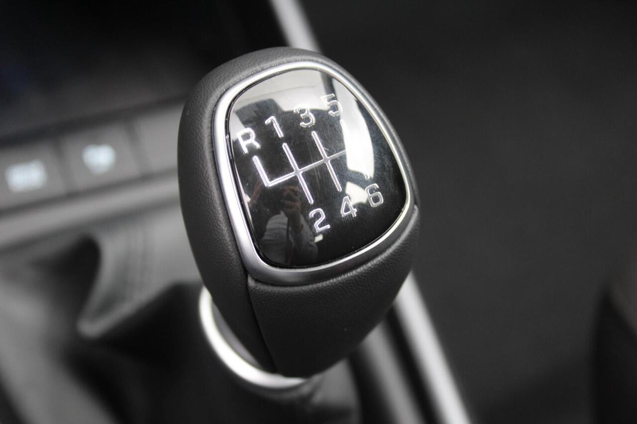 Hyundai Bayon 1.0 T-GDI Comfort / LES AUTO / Dubbele bediening aanwezig / Airco / LMV / Cruise Control / 5 jaar Fabrieksgarantie / Navigatie via Apple Carplay & Android Auto /