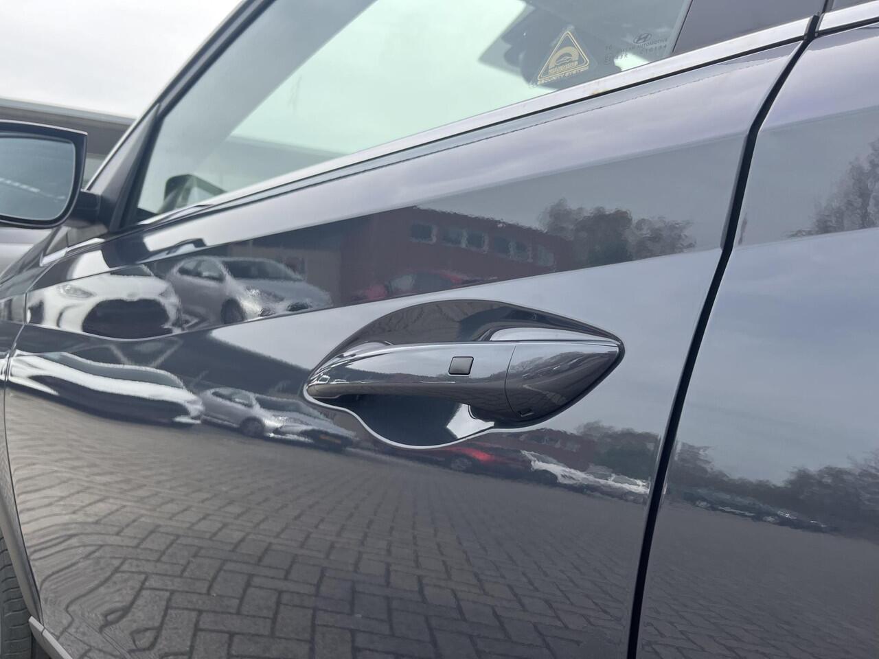 Hyundai Bayon 1.0 T-GDI Premium Sky | Rijklaarprijs dus GEEN afleverkosten! | Zonnedak | Apple CarPlay/Android Auto | Cruise Control |