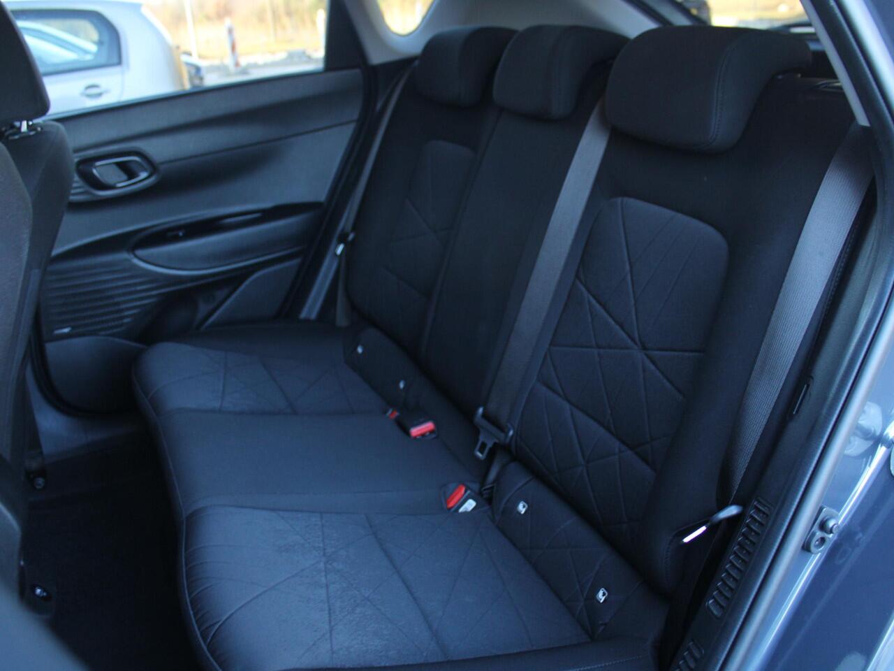 Hyundai Bayon 1.0 T-GDI Premium | Stoel & stuurverwarming | Apple Carplay/Android Auto | Achteruitrijcamera | Lichtmetalen-Velgen