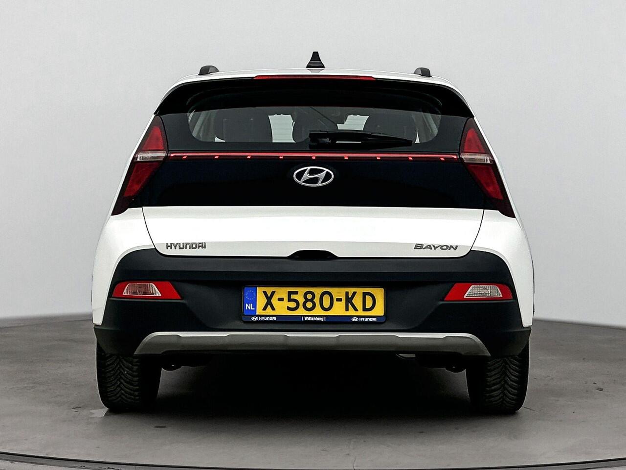 Hyundai Bayon 1.0 T-GDI Comfort | Apple Carplay | Android Auto | Parkeersensoren | Achteruitrijcamera | Automaat |