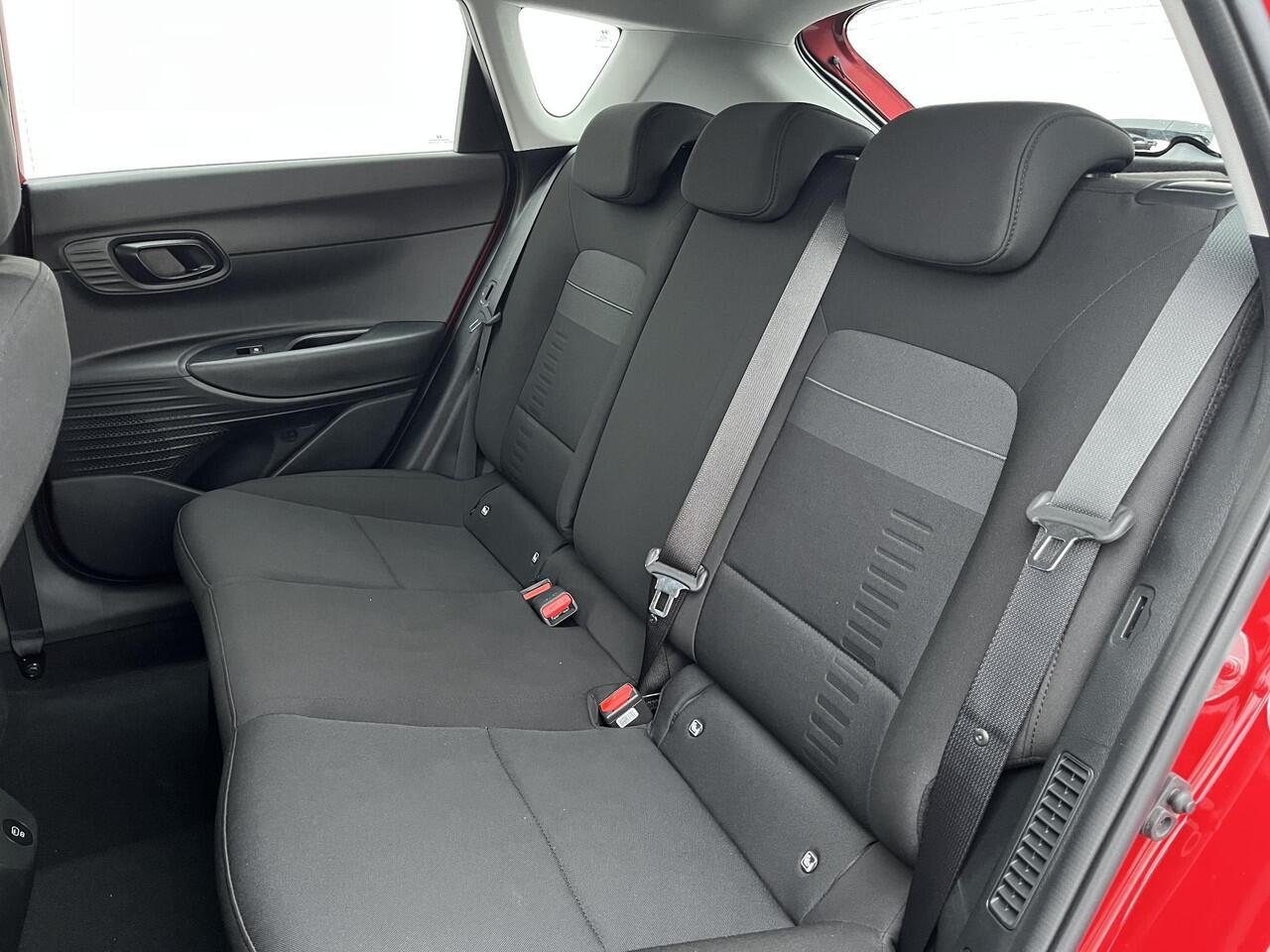 Hyundai Bayon 1.0 T-GDI Comfort / ¤ 3.500 Voordeel / Navigatie / Achteruitrijcamera / Airco / Cruise Control / LED Dagrijverlichting /