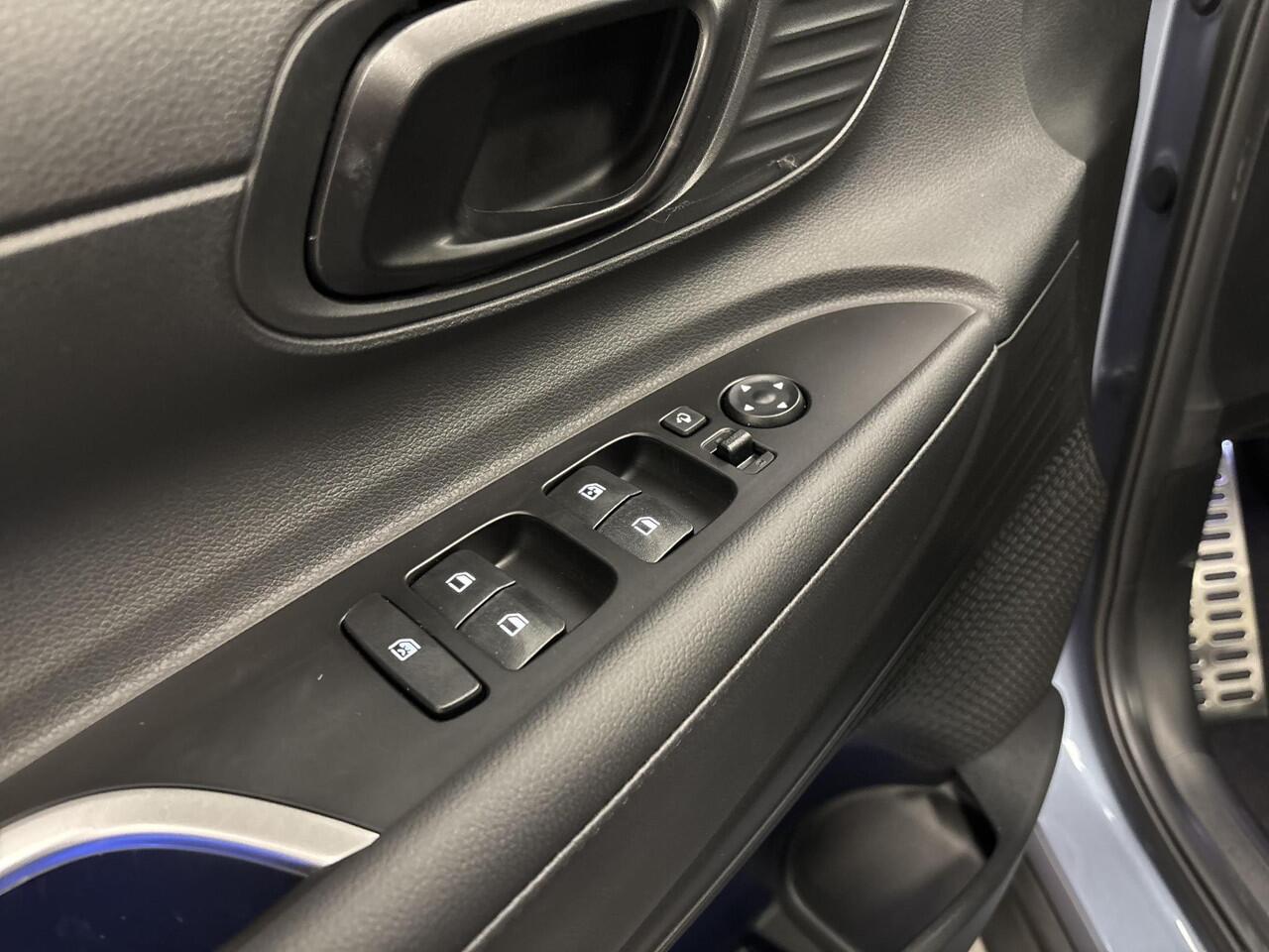 Hyundai Bayon 1.0 T-GDI Comfort | Uit voorraad Leverbaar! | Apple Carplay / Android Auto | Cruise Control | Navigatie | parkeersensoren achter |