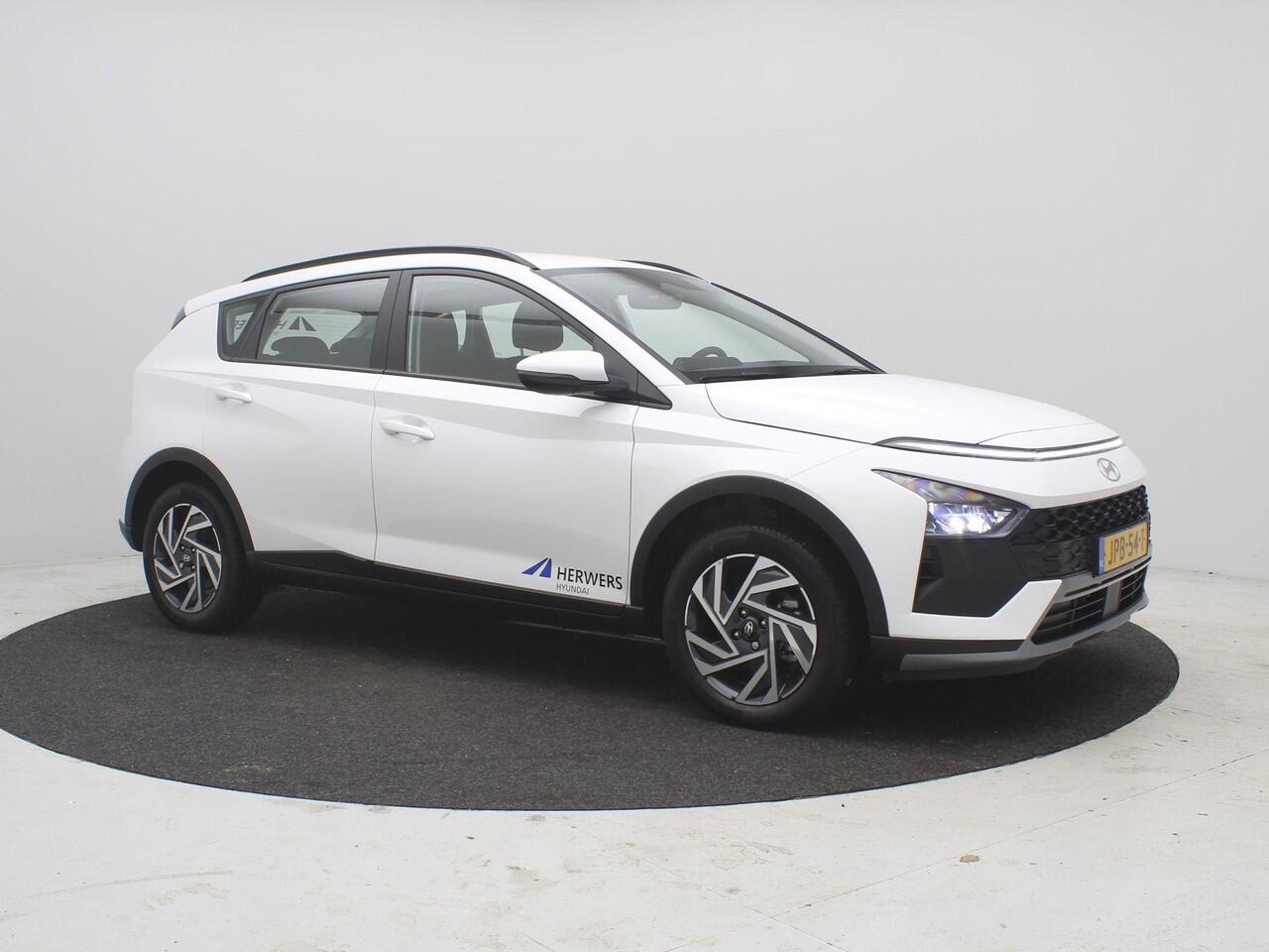Hyundai Bayon 1.0 T-GDI Comfort AUTOMAAT / Navigatie / Achteruitrijcamera / Airco / Cruise Control / LED Dagrijverlichting / LMV / Fabrieksgarantie tot 02-01-2031 / NL auto / Apple CarPaly & Android Auto /