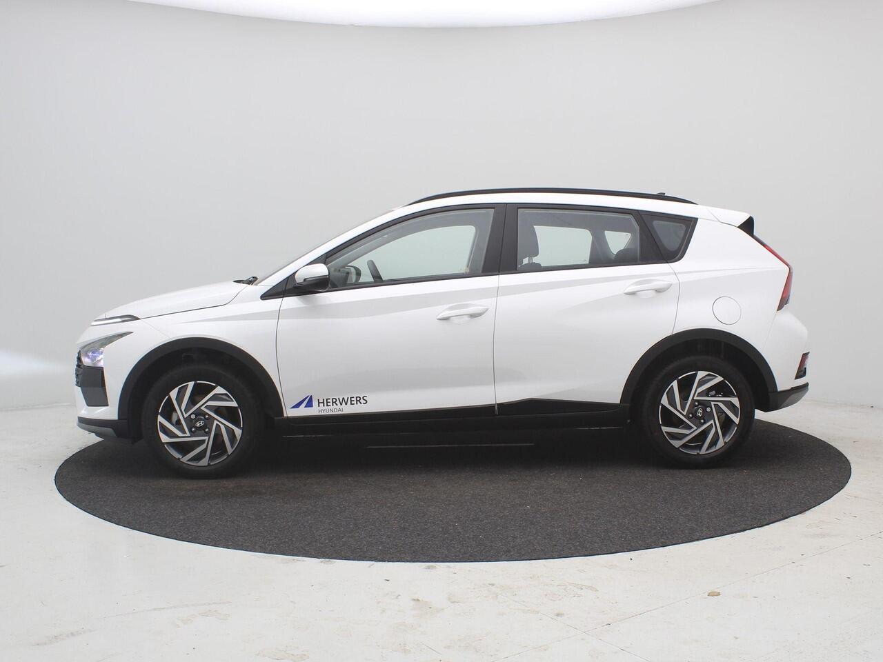 Hyundai Bayon 1.0 T-GDI Comfort AUTOMAAT / Navigatie / Achteruitrijcamera / Airco / Cruise Control / LED Dagrijverlichting / LMV / Fabrieksgarantie tot 02-01-2031 / NL auto / Apple CarPaly & Android Auto /