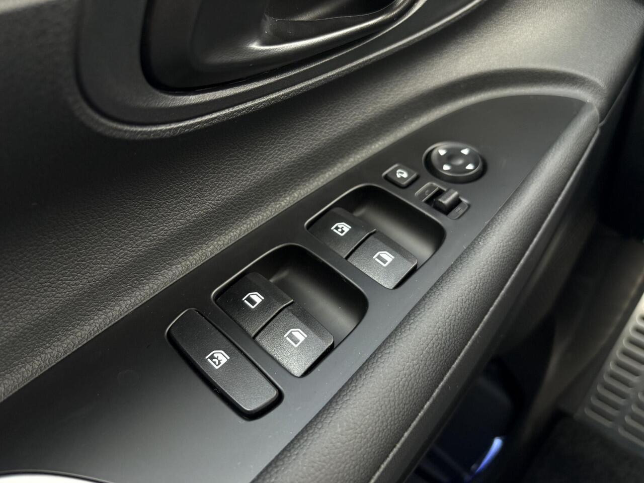 Hyundai Bayon 1.0 T-GDI Comfort / ¤2000,- Voordeel / Uit Voorraad Leverbaar / Cruise control / Airco / Apple & Android Carplay /