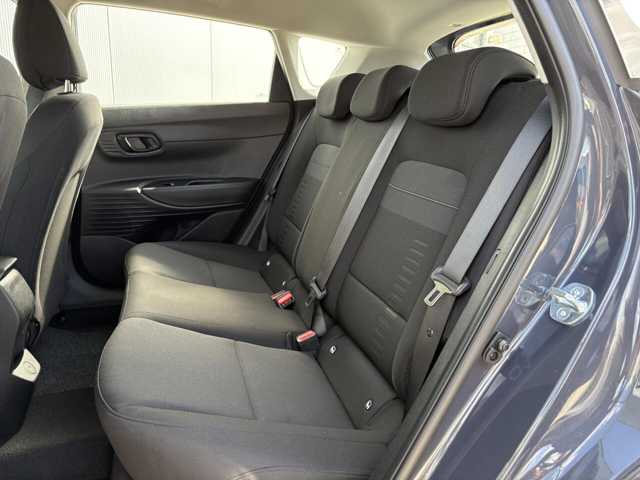 Hyundai Bayon 1.0 T-GDI Comfort / ¤2000,- Voordeel / Uit Voorraad Leverbaar / Cruise control / Airco / Apple & Android Carplay /