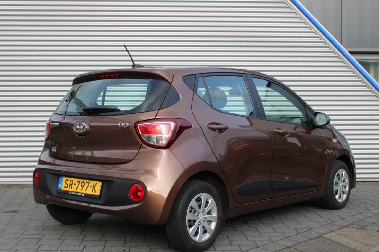 Hyundai I 10 1.0i Comfort NAVI/AIRCO